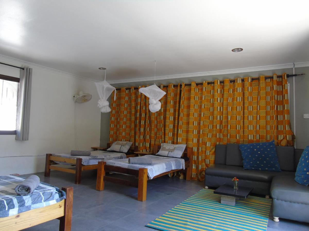 Idc Guest House Багамойо Экстерьер фото
